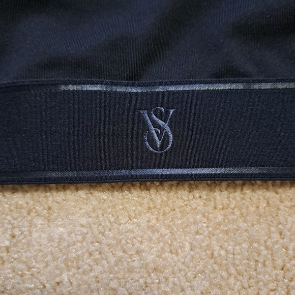 Victoria's Secret Black Sports Bra Women's Size Large Mesh Stretch Active - Picture 2 of 11